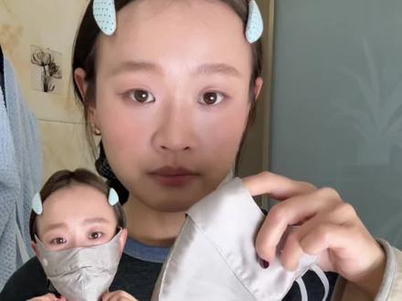 2000姐妹蹲的真丝面罩不皱保姆级洗护教程来啦~ 亲测!!这样洗真的不会皱!!
一个面罩70左右确实挺贵的,如果变成次抛的确实很大冤种了😅那想要我们钱包不疼就只能靠后期洗护多用亿点心啦~
姐妹们快去试试吧!
#真丝面罩 #夏秦防晒面罩 #防晒面罩清洗方法 #干货分享