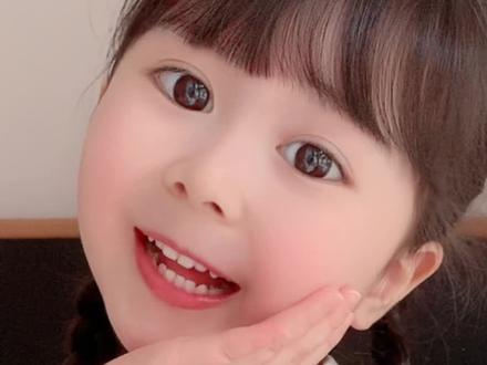 萁萁baby:今天带她出去,都说长的好漂亮,长的像谭松韵?