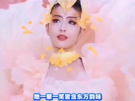 河南春晚原创舞蹈《花开富贵》佟丽娅一袭华裳惊艳亮相