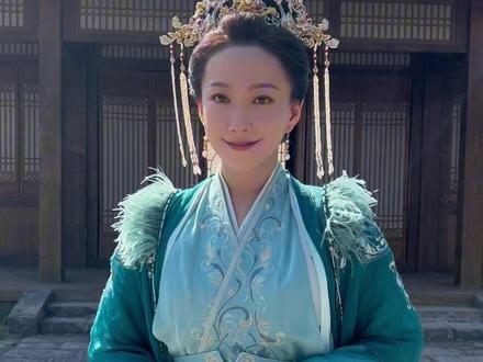终究还是菀菀类卿!静安妃上线~#长相思 #古装