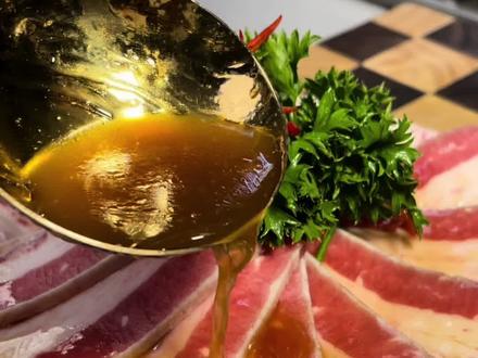 炒肉丝怎么腌制肉嫩 aae4ffc689b5c9ce7fcbd4c6b2ea0d40~tplv-dy-resize-origshort-autoq-75:330.jpeg?x-expires=2016529200&x-signature=WFrTtC8Y%2Fuj2YkApYW2Uwm%2FFJwY%3D&from=3213915784&s=PackSourceEnum_AWEME_DETAIL&se=false&sc=cover&biz_tag=pcweb_cover&l=20231128190024A08D612C930309092273