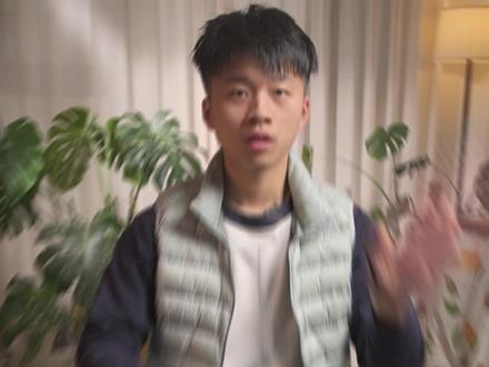 真有这么好?雷霆100 2代,先别急着买! #羽毛球 #雷霆100 #李宁羽毛球 #羽毛球拍 #测评2分钟