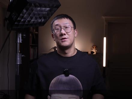 2000个人生,提炼出的幸福密码——哈佛大学幸福研究 哈佛大学成人发展研究项目是迄今为止对幸福和人类发展进行的最长、最成功的纵向研究。在1938年大萧条期间,该研究项目开始追踪268名哈佛大学二年级学生的健康状况,当时他们希望这项纵向研究能揭示人类拥有健康幸福生活的线索。研究人员对受试者进行了85年的跟踪调查,收集了大量有关他们身心健康的数据。在最初选择的哈佛学生中至今仍然幸存的研究参与者只有19人,而且都已年逾九旬。当初的研究参与者还有后来成为美国总统的约翰肯尼迪和长期担任《华盛顿邮报》编辑的本•布拉德利。
有多名科学家先后领导了该研究。马萨诸塞州总医院的精神病学家、哈佛医学院的精神病学教授罗伯特•瓦尔丁格(Robert Waldinger)在2003年接手,成为了第四任负责人。他扩大了研究范围,将关注的对象从参与的男性扩展到了他们的妻子和孩子。参与者的后代达到了1300人,年龄在50岁和60岁之间,一些参与者后来成为了成功的商人、医生、律师,而其他人则走上了迥异的人生道路,沦为酒鬼、职场失意或者患上了心理疾病。
多年来,研究人员研究了这些人的健康轨迹和更广泛的生活,包括他们在事业和婚姻上的成功和失败。研究人员摄录夫妻们的家庭生活,研究他们之间的互动,并就生活中的方方面面,甚至日常的口角分别对他们进行了访谈。这一发现表明,获取财富和名望不是幸福生活的关键,与家人、朋友和配偶间的亲密程度才是长期健康幸福重要的晴雨表。
哈佛大学85年研究揭示了让人幸福长寿的秘诀。它并非我们认为的金钱、声誉、地位等,美好生活也不是我们未来某个时刻所达到的东西,它就是当下,每个人所做出的每一个生活的抉择。
#幸福 #生活 #亲密关系 #人际关系 #好书推荐