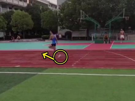 #田径 #途中跑 百米途中跑缺少这两个技术的同学可以来学习学习哦