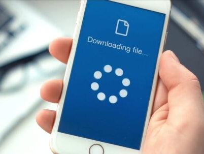 5 种方法手把手教你把 iPhone 文件传输到 U 盘 苹果设备文件导出 U 盘操作教程,五种实用方式逐一讲解,按需选择即可轻松迁移照片、文档等各类数据 #iPhone 文件传输 #手机数据迁移 #iReashare