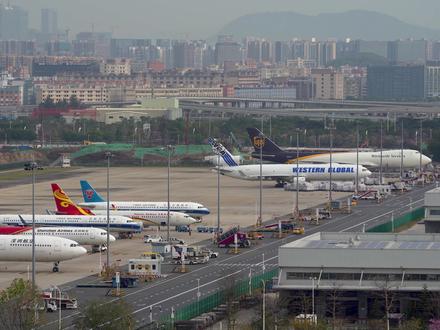 很久没见的麦道11三缸机它又来深圳啦!这年头看到麦道不容易啊 #一起看飞机 #飞机 #深圳 #麦道11 #民航