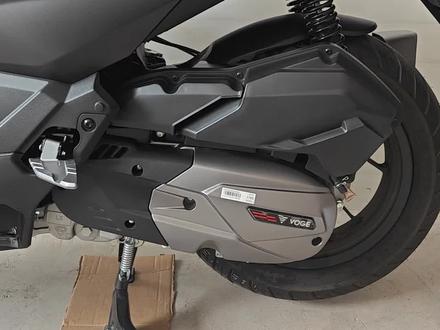 无极SR150R传动拆解全网首发,接近满配,物超所值
#无极sr150r #无极sr150s #踏板车传动保养 #踏板摩托车 #摩托车保养