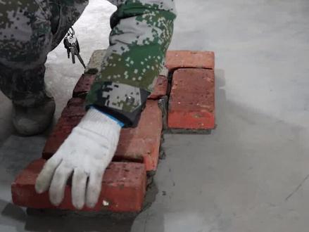 三七垛带24墙怎样砌?两个方向砌24墙怎样排砖?垛与墙之间的连接 #砌墙 #瓦工 #农民工 #装修