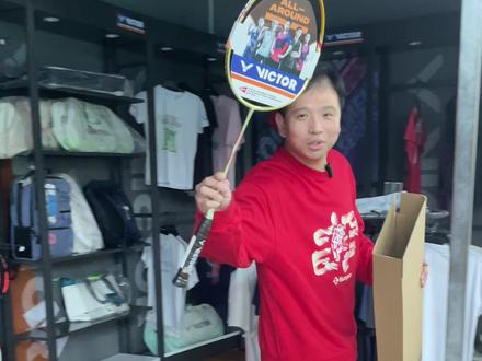 上周的中端拍纳米7如约寄出,这周的中端拍选啥呢#羽毛球拍 #纳米7