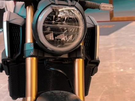 20 的你们嫌老 我又整了台 22 的哈哈#本田cb650r #关注我圆你机车梦 #威达机车生活馆