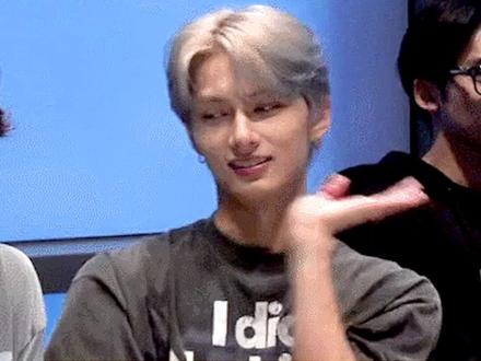 #文俊辉 和队友待久了,一度怀疑自己是不是正常人 #徐明浩 #金珉奎 #seventeen