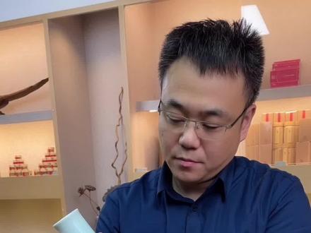 好沉香一定要配好的香炉,要不然品出来的沉香味道都会有所不同,炉子您用对了吗?#沉香 #文玩 #手串 #品香 #香道#香炉