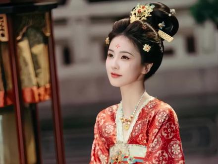 白鹿,杨幂,王楚然丞磊,赵丽颖,男星