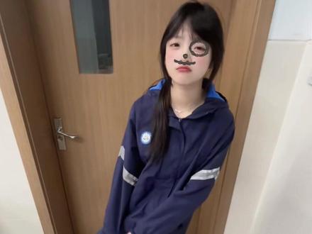 哦啦啦 原创是这个宝宝@添添都需要你爱#添添扫地摇