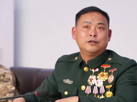 活着的一等功要怎样获得?