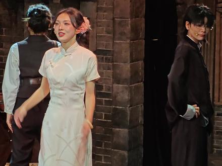 26.2.7晚音乐剧《破墙》返场-《墙》
小月-强东玥
薛临-陈旭
沈亮-乌丽雅苏
#音乐剧破墙 #返场
#强东玥 #陈旭 #乌丽雅苏