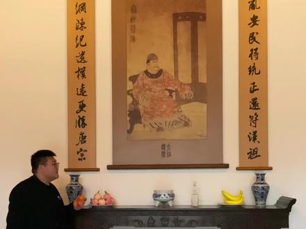 朱元璋真的是天生异相吗?明孝陵享殿里悬挂的画像,让人惊掉下巴!是有意为之,还是无心之过?