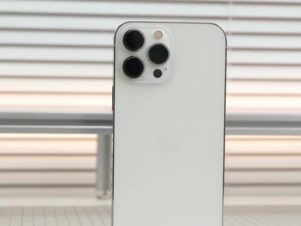老iphone升级了 iOS26必做的几个设置,流畅度梦回巅峰,再战五年不是梦!#iphone小技巧 #iOS26 #iphone13promax #iPhone15 #iPhone14