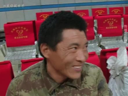 农民工邢万强一句话,让千万网友泪奔,更道出了劳苦大众的真相