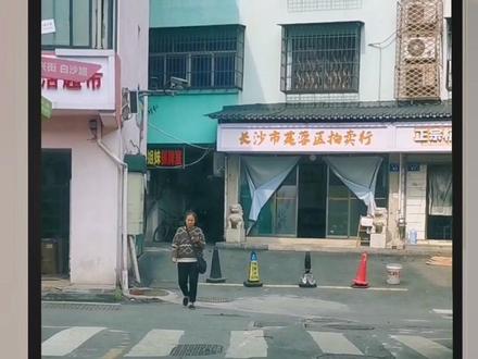 开车的朋友下次去停车,千万别用这个方法,因为成功逃费的概率是95.99%。停车20大神操作秘籍。你知道的或者用过的有哪几种?想要的点赞评论。#智慧停车 #长沙监控安装#长沙车牌识别停车道闸系统#长沙道闸#长沙监控维修#长沙监控器材#长沙门禁道闸系统#长沙智能家居网络覆盖#长沙会议音响系统#长沙弱电智能化#长沙智慧工地