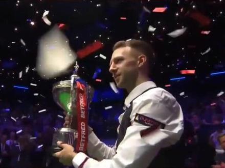 特鲁姆普19年世锦赛夺冠,报了八年前世锦赛决赛的一箭之仇,80后第四位完成大满贯的选手