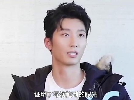 张艺谋为何独宠窦骁?从青涩新人到演技炸裂,这张“白纸”确实不简单