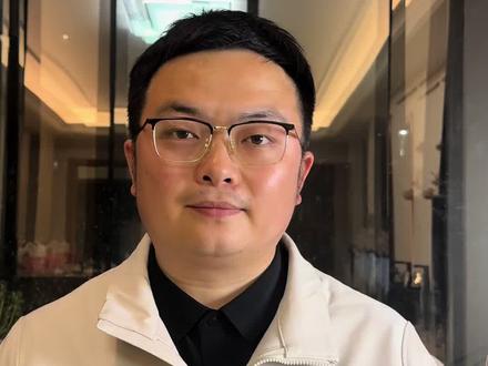 遵义的朋友注意了,贵州正式落地春秋假!
📅 放假安排
· 春假时间:4月1日—4月3日(共3天)
· 连休安排:与清明节假期衔接,连休6天
· 放假范围:幼儿园、义务教育1—8年级、普通高中一二年级、中职学校全体学生(初三、高三除外
✨ 政策亮点
· 春假期间原则上不布置书面家庭作业,严禁违规补课
· 教学时长不减少,按“放多少天、补多少天”原则学期末补齐
· 博物馆、科技馆等公益场所免费向中小学生开放
· 鼓励单位优先安排有未成年子女的职工休假,方便家庭出游#遵义教育圈 #遵义 #春假 #随拍 #同城