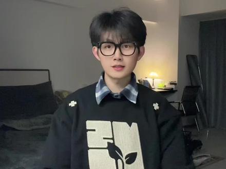 超🔥的《武家坡dj版》手势舞教程来啦,让你姓王的好朋友给你跳#武家坡dj #慢摇dj #手势舞教程 #一学就会系列 #武家坡舞蹈挑战