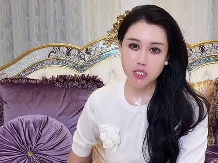 七七说出了芳芳为什么不提离婚,因为将军还有价值,你们认可七七的说法吗,芳芳到底是什么样的人#猫七七#情感 #家庭日常 #日常唠嗑