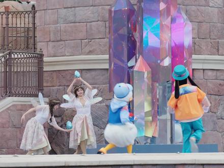 鸭鸭闯大祸,三次故障的原因找到了
#迪士尼 #上海迪士尼