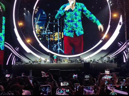 我终于找到你了😭😭😭#薛之谦 #上热搜 #神级现场 #风暴电音节广州