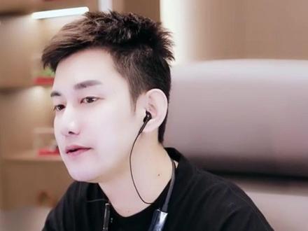 阿哲狂赞崔阿扎:她是我最早现实见过的漂亮女主播#阿哲