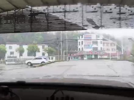 带着徒儿撸二号线去
#学车记 #科三模拟