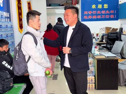 老铁进上海昌硕来晚了只能等明天再进#鹏硕劳务 #找工作 #同城找工作