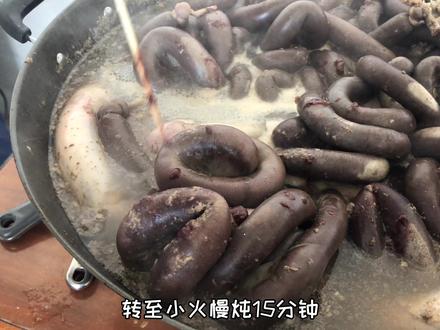 分享内蒙古羊血肠制作过程#内蒙古 #现灌羊血肠 @DOU+小助手