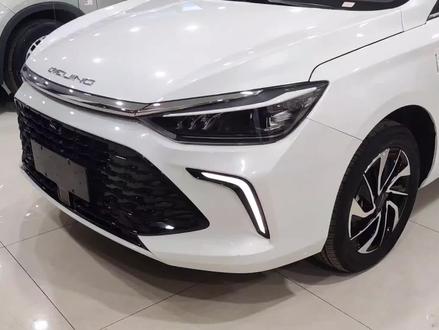 让我介绍郁闷的车#北京u5 #抖音汽车 #全dou是靓车