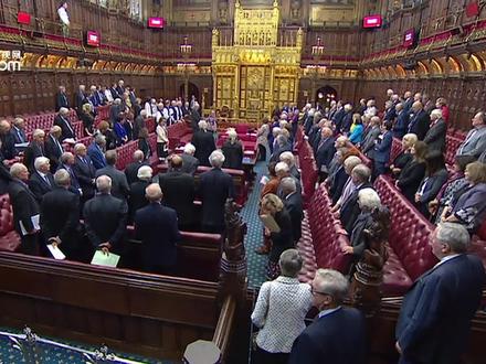 英国上议院通过阻止“无协议脱欧”法案