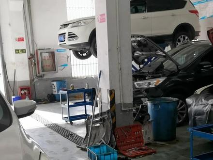 福特翼虎各种难题故障维修,大小问题通通解决,发动机变速箱故障,加速无力故障维修,故障灯维修无法启动修理。#福特 #福特专修 #附近修理厂 #翼虎