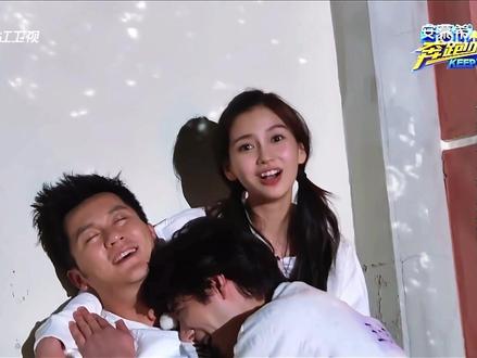 baby:真的要三个人才能撕得动大黑牛 #撕名牌 #李晨 #angelababy #迪丽热巴 #王力宏