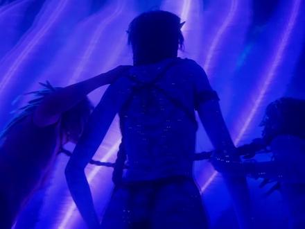 阿凡达 爱娃 阿凡达3火与烬
爱娃现身一瞬间