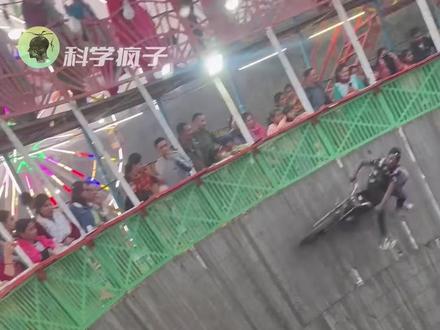 印度死亡之井,底层劳动者的玩命职业 #特技表演 #摩托车 #印度