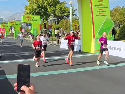 2025年12月7日,参加宁德马拉松,成绩3小时58分,符合预期