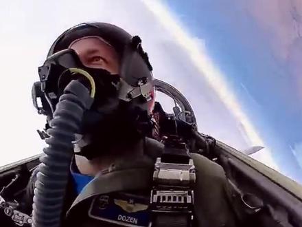 被歼15雷达照射有多恐怖? 被火控雷达锁定等于死神敲门,日本F15战机被歼15技术代差碾压#军迷发烧友 #硬核深度计划