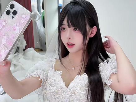 麻烦帮我p个帅哥谢谢!#婚纱 #甜妹 #失眠熊