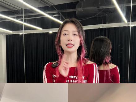 小鸡摇保姆级教学来啦!绿色小猫太洗脑了,我滴妈呀!#小鸡舞挑战 #grr手势舞 #一学就会系列 #简单易学舞蹈