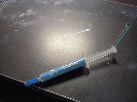 神舟战神Z8-DA7NP 2022清灰换硅脂拆机教程 此拆机教程以仔细与清晰易懂的角度拍摄给拆机小白,一起按步骤来提升电脑性能!关注我,告诉我你的笔电型号, 我来帮你让他重获新生。主页有笔记本电脑/台式机拆机教学、测评、知识分享的合集。关注我,告诉我们想要了解电脑性能提升的问题。
【酷寒怪兽Kooling Monster】
我们的愿景是让每个人都能有最舒适的电脑体验。我们希望在DIY电脑维修技能的普及下,让每个人都能以极低的成本实现电脑性能的大幅提升。
【声明】
该视频仅提供资讯分享,不会赔偿任何因操作所导致的损害
#导热硅脂 #清灰换硅脂 #拆机视频 #笔记本清灰