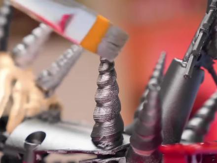 将乐高跑车改造成有下巴的生物!