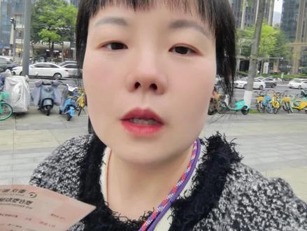 #这是个真实的事情 #美元 #存钱 #汇率
个人观点,不构成投资建议
第一次存美元,看一年后是赚还是亏吧