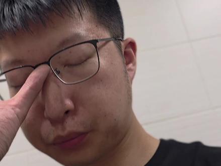 闭源模型比开源模型有优势#AI #财经