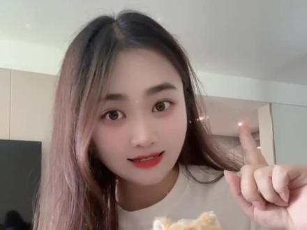 #AI机器人 #萌UU #无痛养崽 #优必选 #优必选机器人
这么懂我还这么智能的小可爱哪里找!